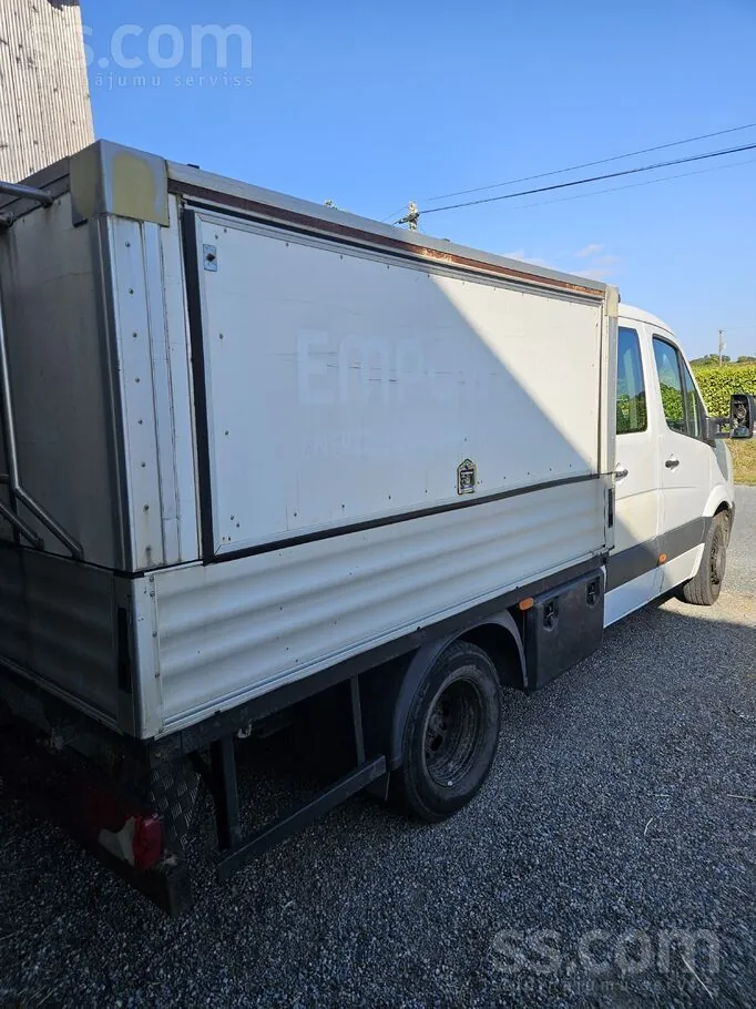Volkswagen Crafter 2012 photo 3