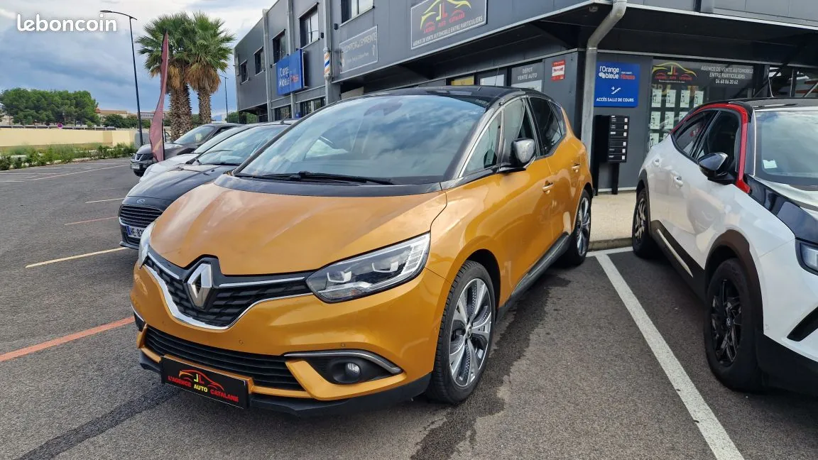Renault Scenic 2017 photo 2