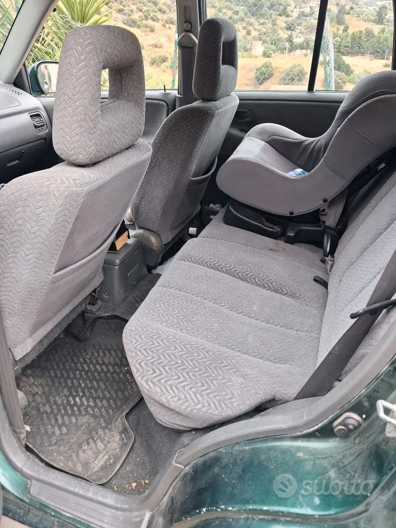 Suzuki Grand Vitara 2002 photo 2