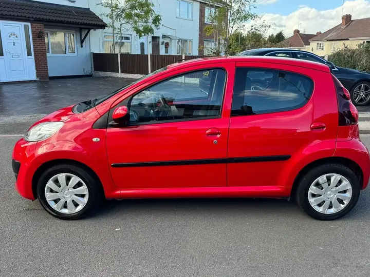 Peugeot 107 2014 photo 5