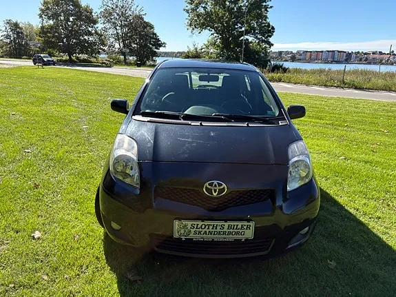 Toyota Yaris 2010 photo 5