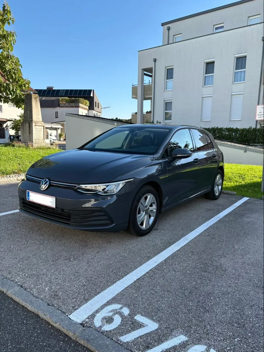 Volkswagen Golf 2021 photo 2