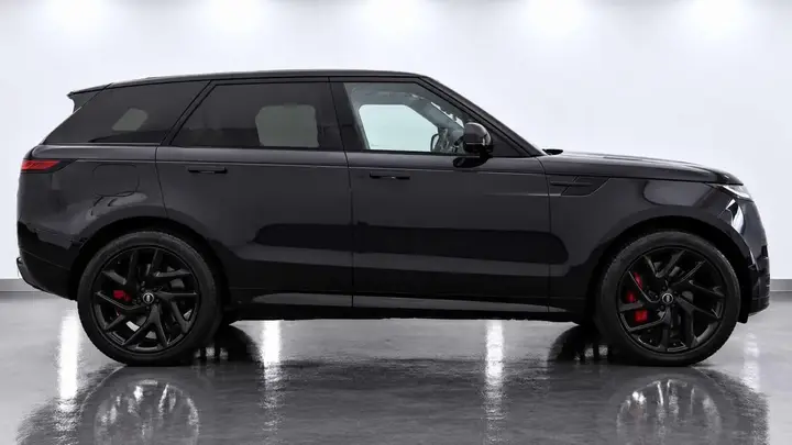 Land Rover Range Rover Sport 2024 photo 3