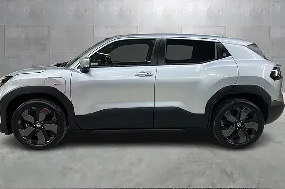 Toyota Urban Cruiser 2026 photo 2