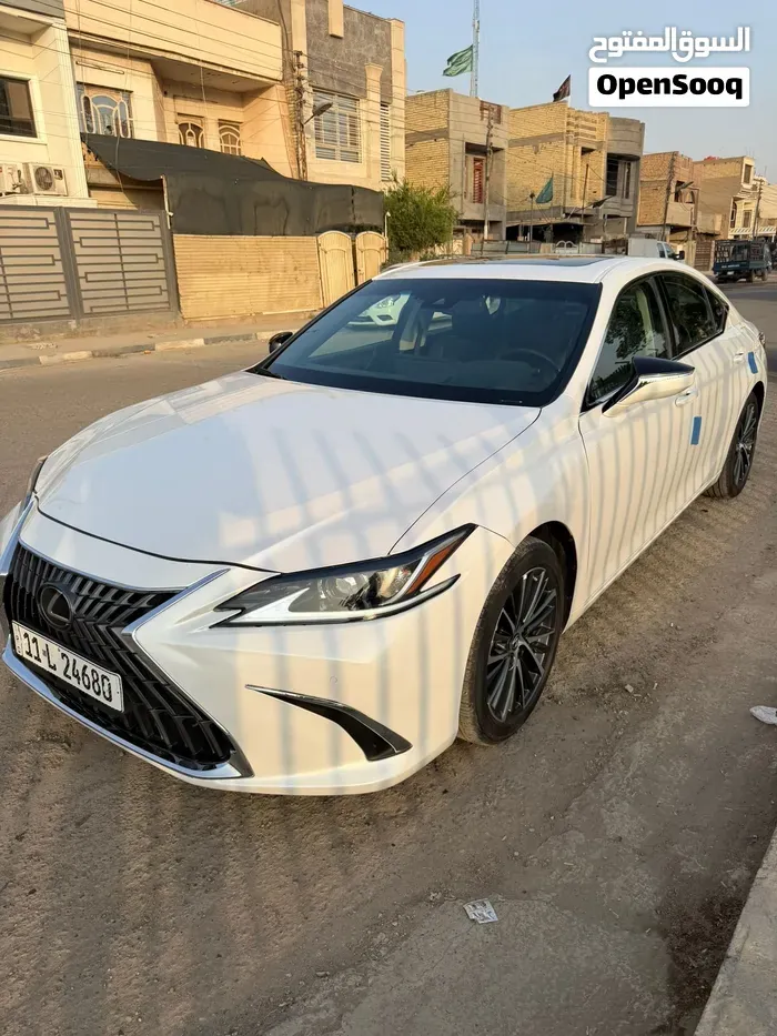 Lexus Es 300 2025 photo 2