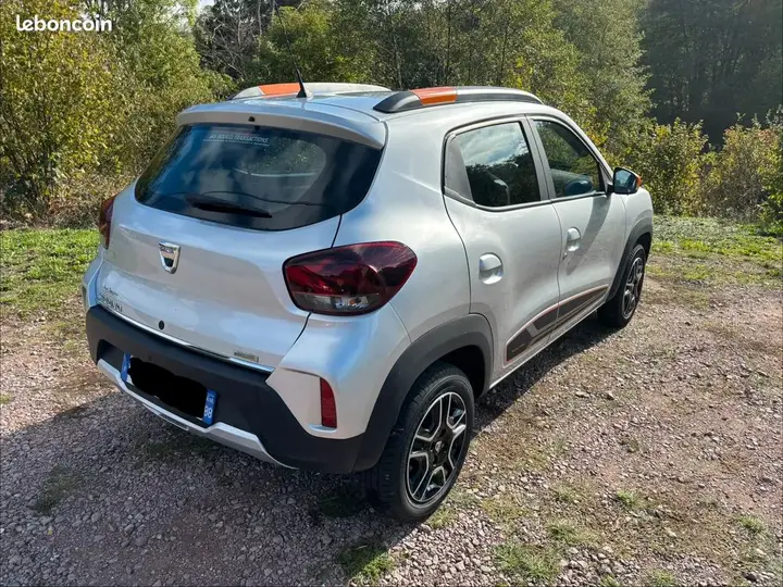 Dacia Spring 2022 photo 2