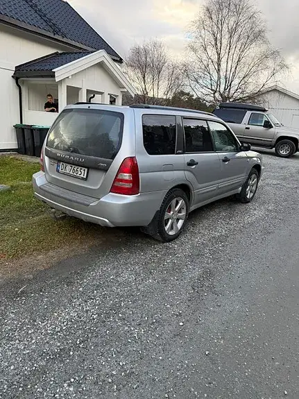 Subaru Forester 2004 photo 3
