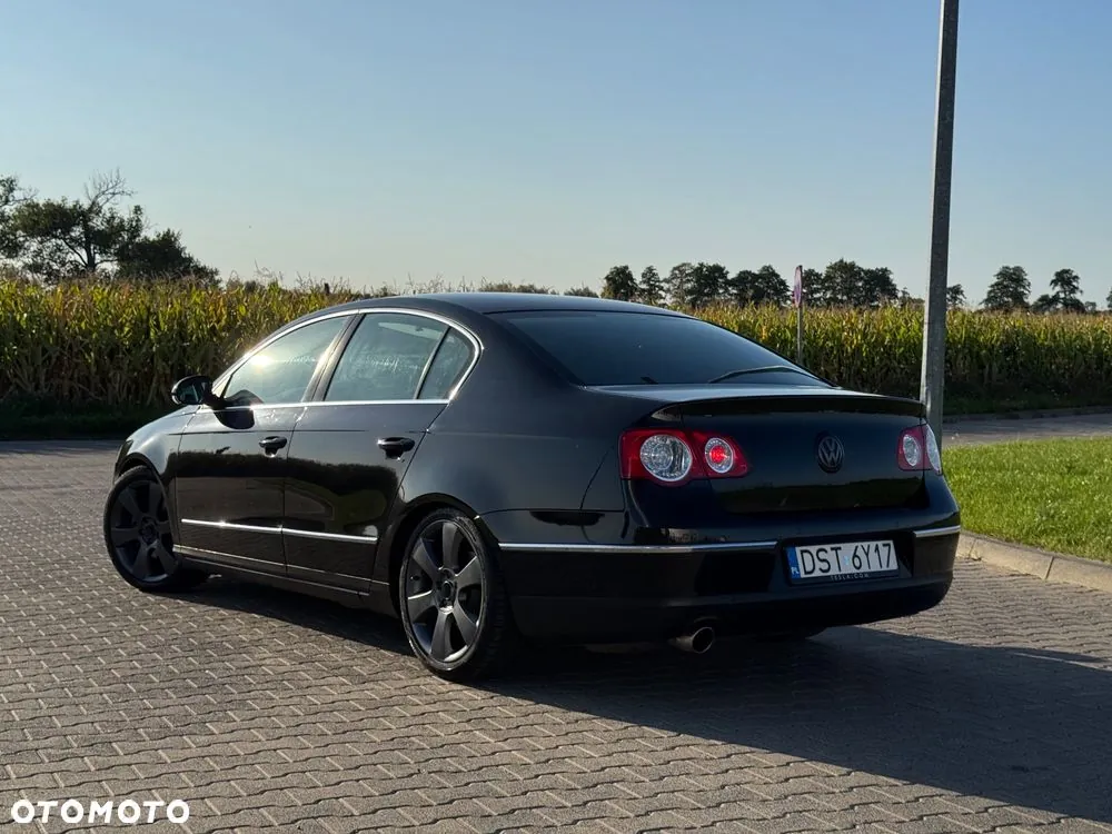 Volkswagen Passat 2010 photo 4