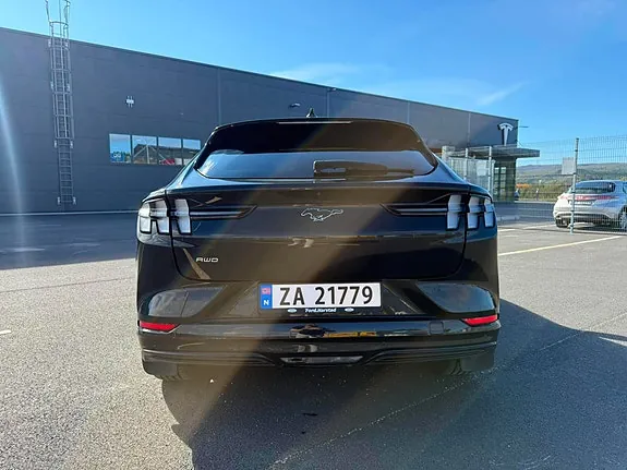 Ford Mustang Mach-E 2021 photo 5