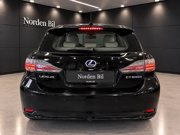 Lexus Ct200H 2011 photo 5