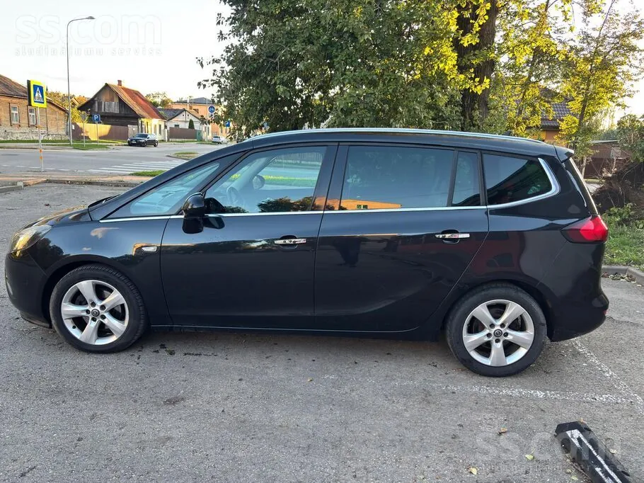 Opel Zafira 2012 photo 5