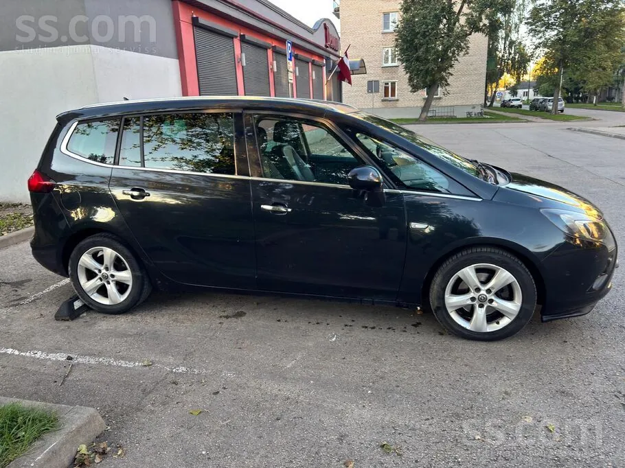 Opel Zafira 2012 photo 4