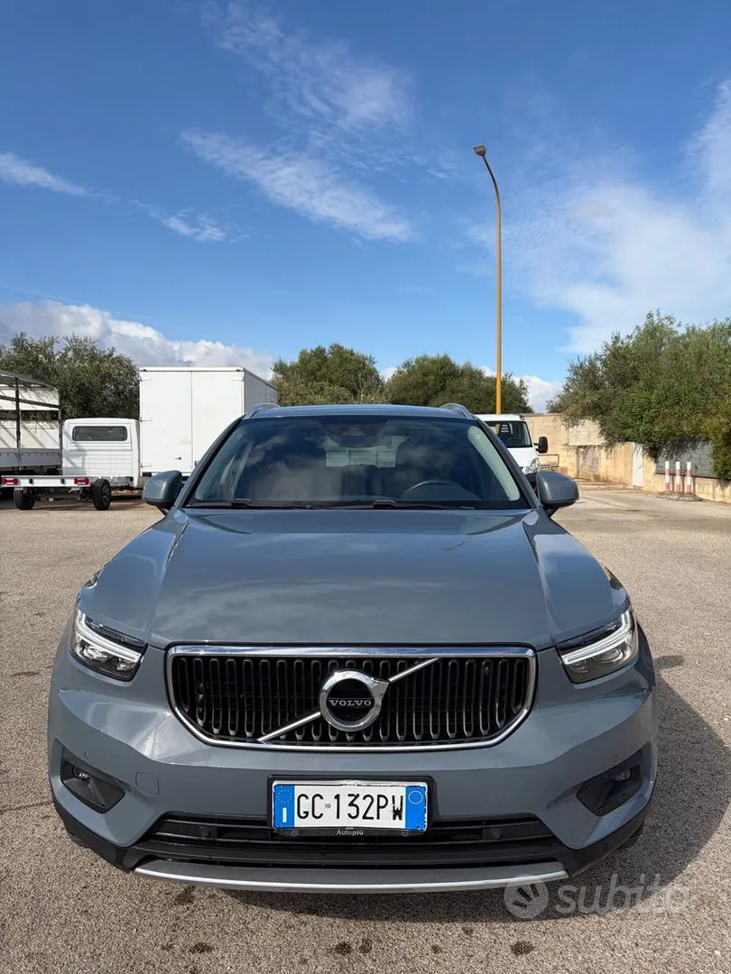 Volvo Xc40 2021 photo 2