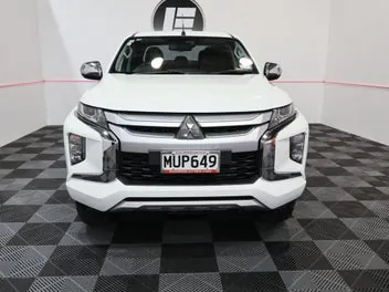 Mitsubishi Triton 2020 photo 3