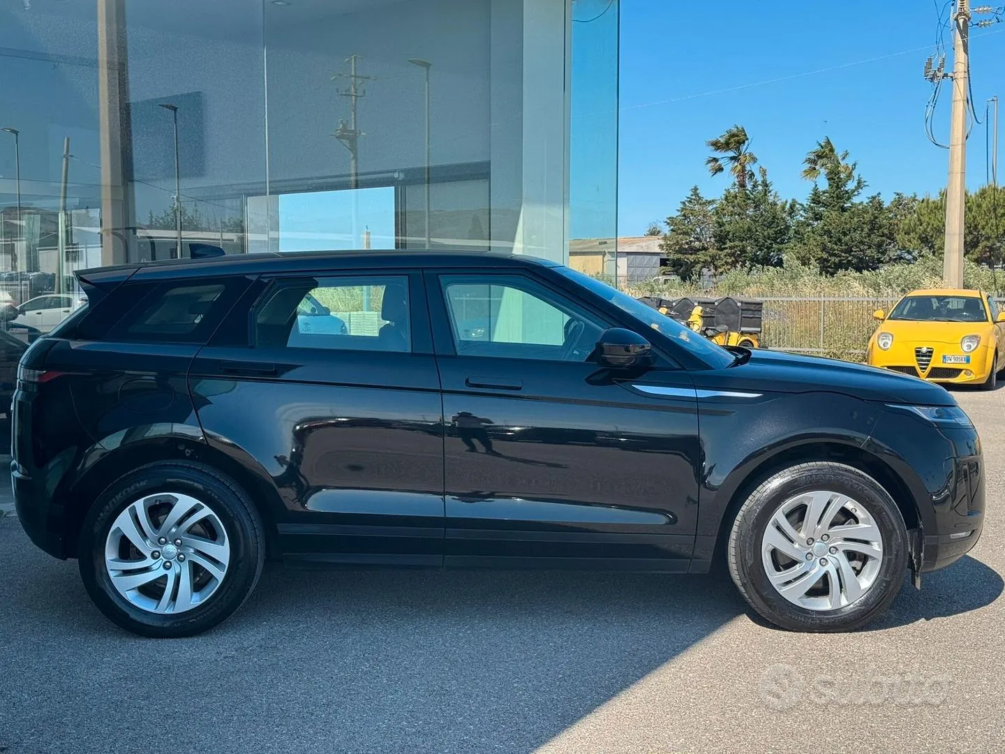 Land Rover Range Rover Evoque 2019 photo 3