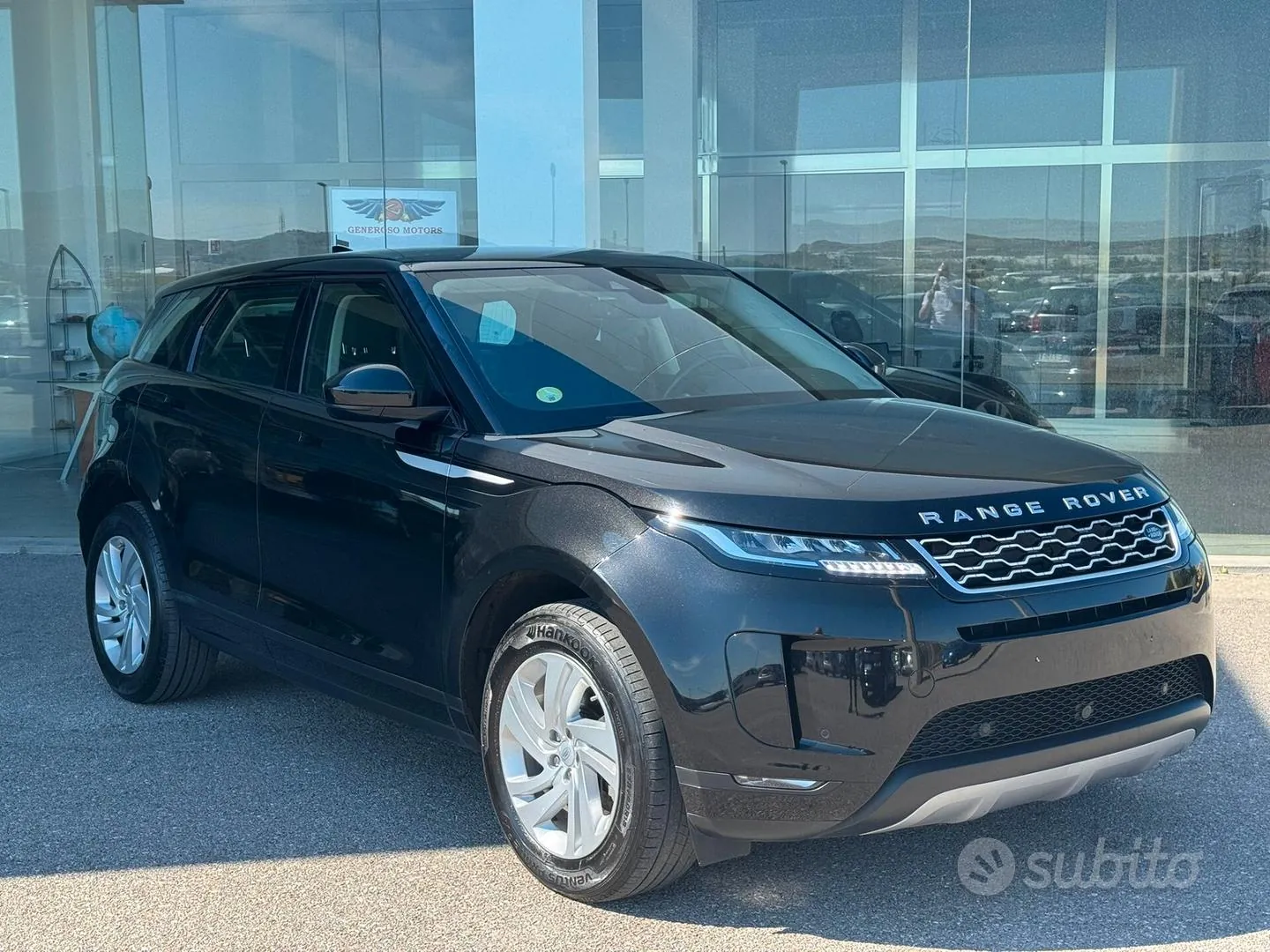 Land Rover Range Rover Evoque 2019 photo 2