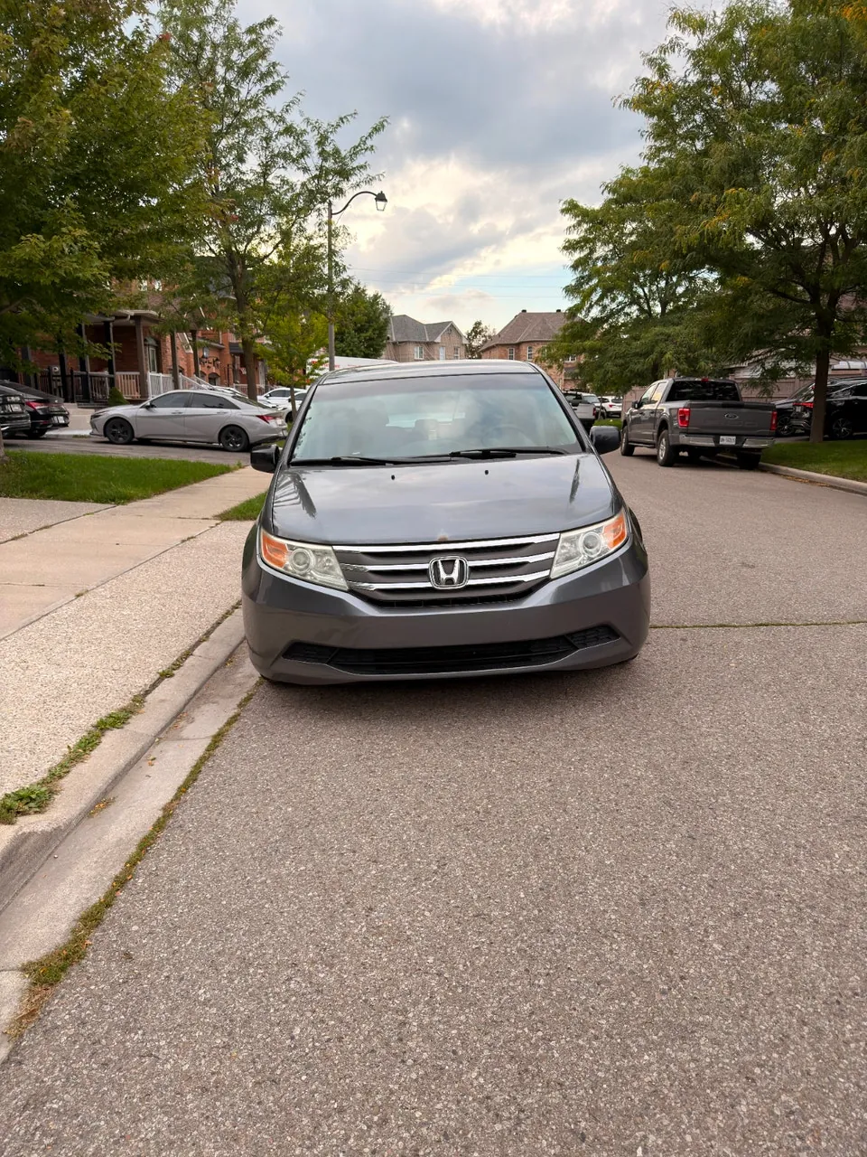 Honda Odyssey 2011 photo 3