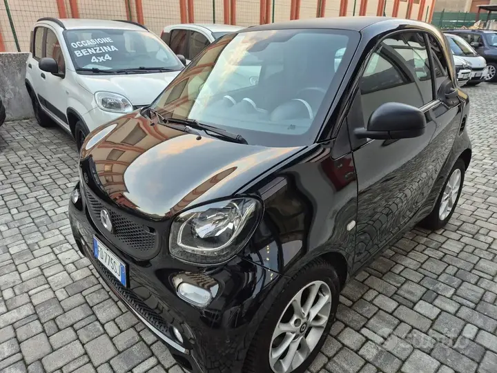 Smart Fortwo 2016 photo 2