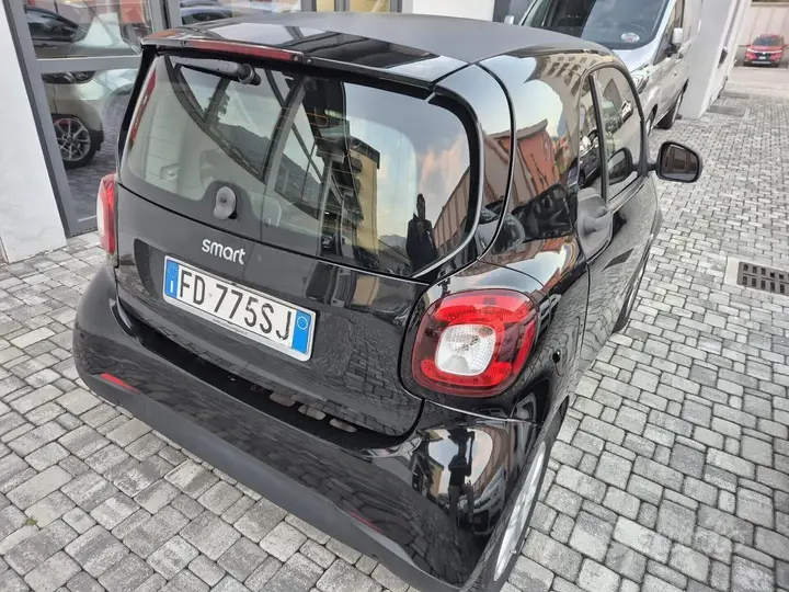Smart Fortwo 2016 photo 3