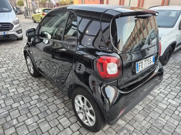 Smart Fortwo 2016 photo 4