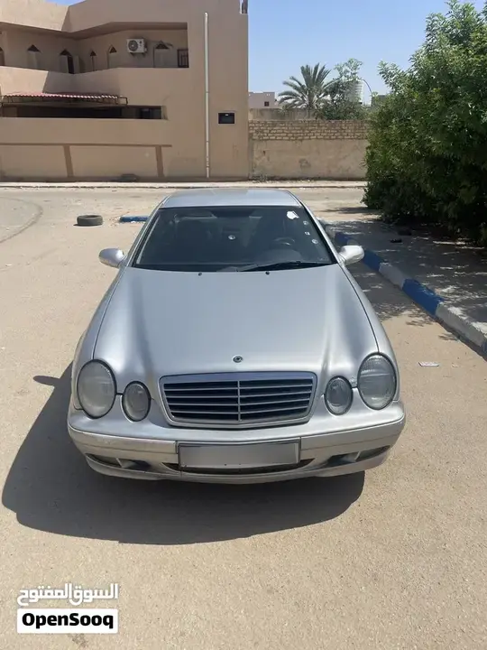 Mercedes-Benz Clk-Class 2002 photo 5