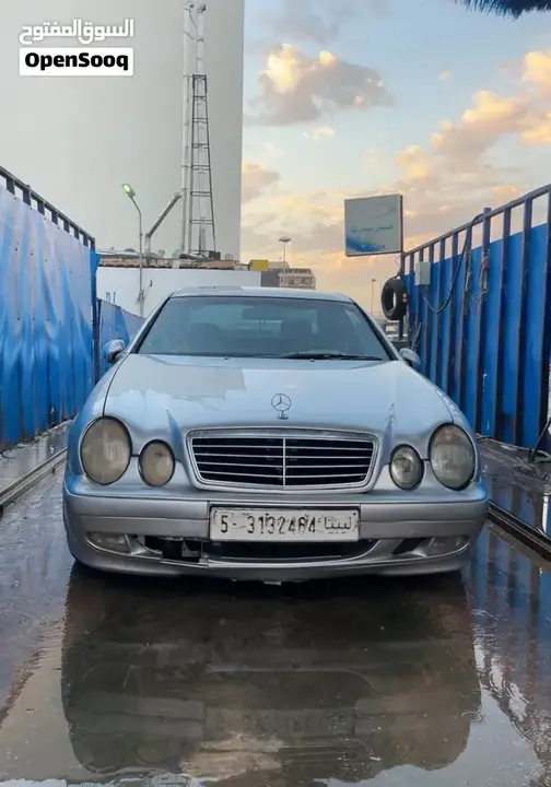 Mercedes-Benz Clk-Class 2002 photo 2