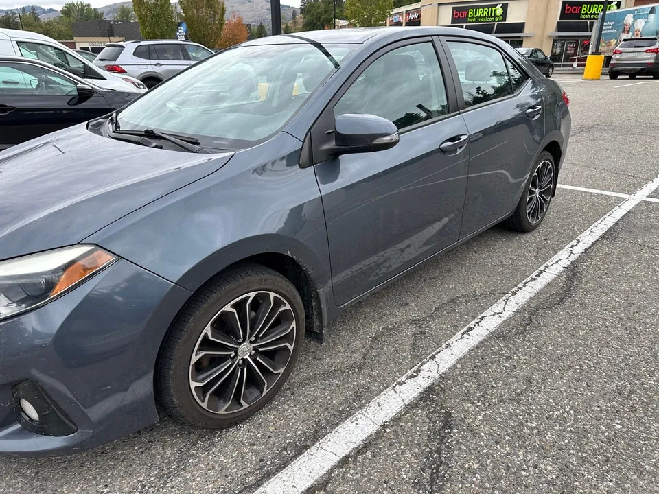 Toyota Corolla 2015 photo 3