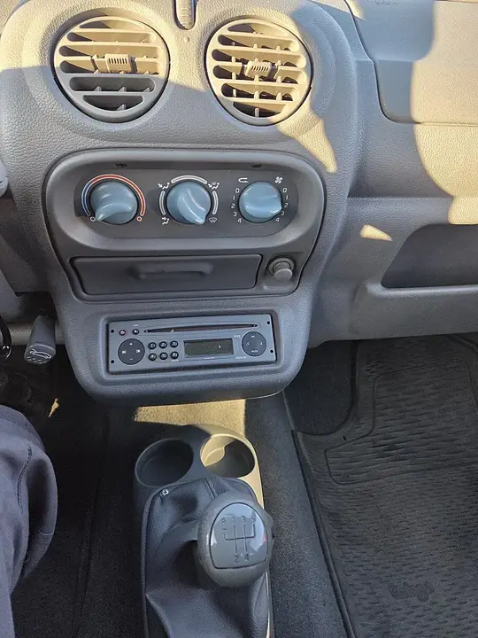 Renault Twingo 2003 photo 2