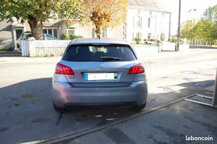 Peugeot 308 2020 photo 5