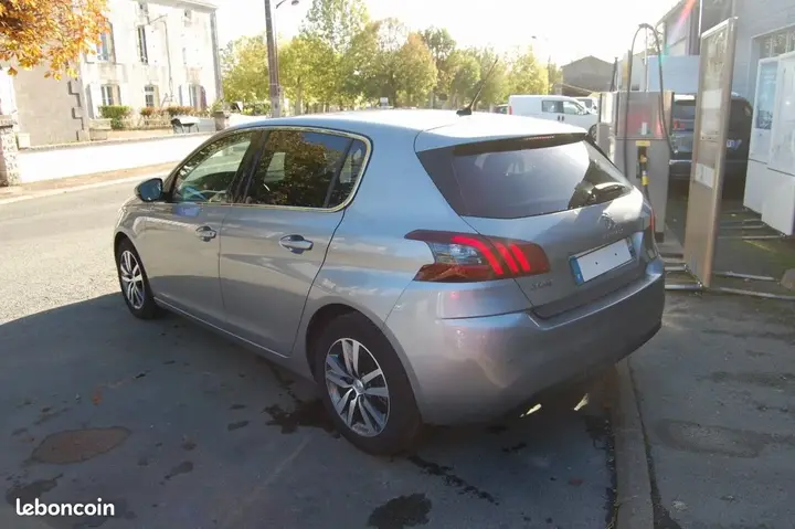 Peugeot 308 2020 photo 4