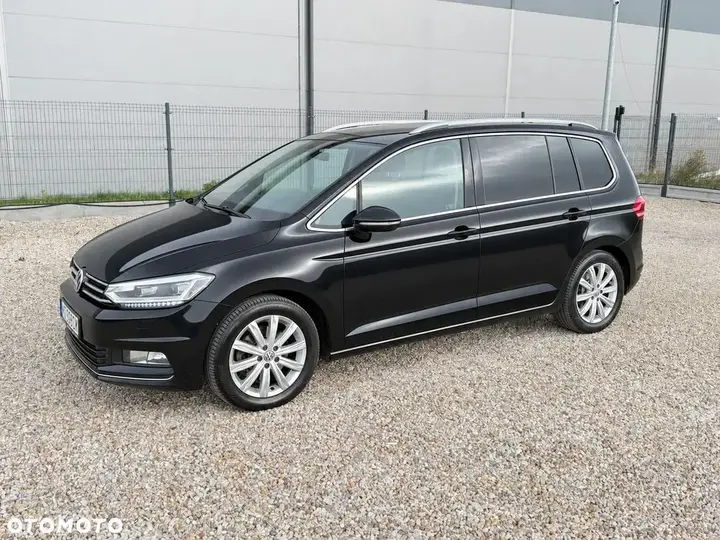 Volkswagen Touran 2016 photo 2