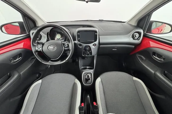 Toyota Aygo 2021 photo 2