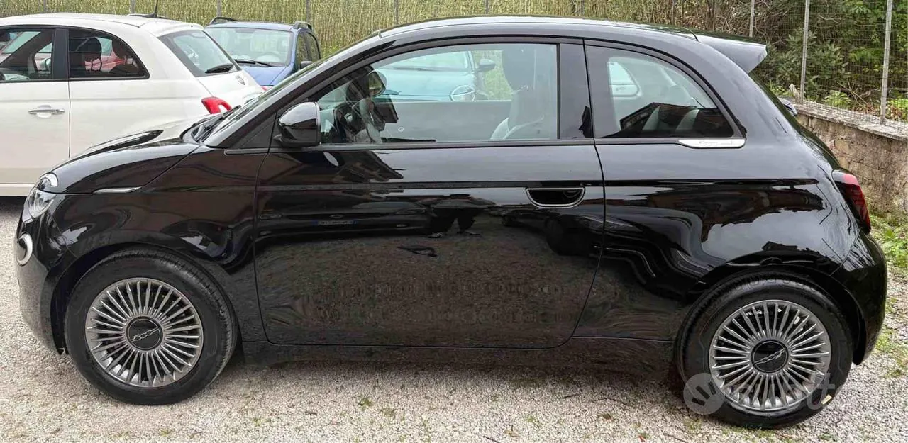 Fiat 500 photo 2
