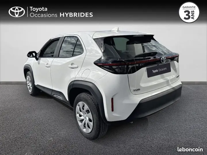 Toyota Yaris Cross 2022 photo 2