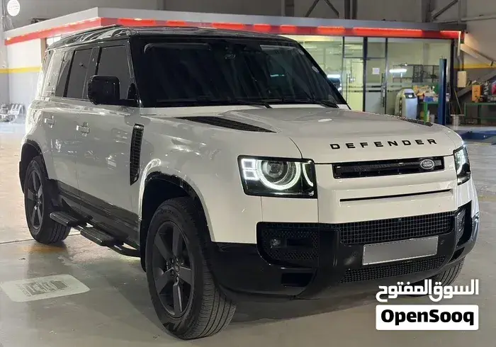 Land Rover Defender 2023 photo 5