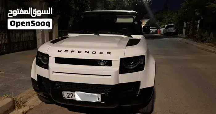 Land Rover Defender 2023 photo 2