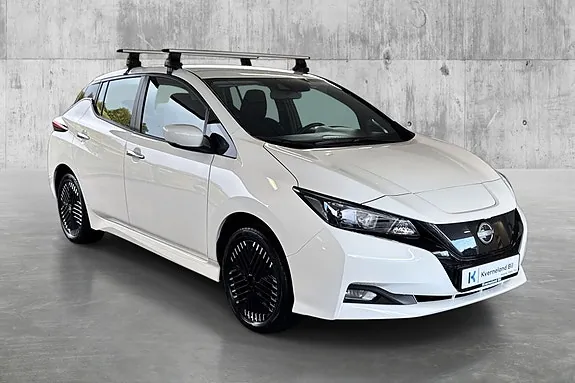 Nissan Leaf 2023 photo 3
