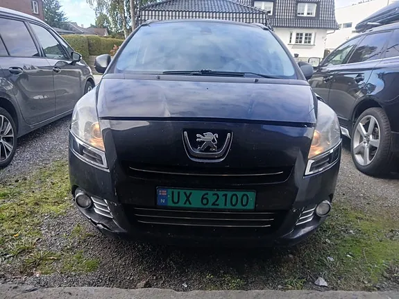 Peugeot 5008 2012 photo 5