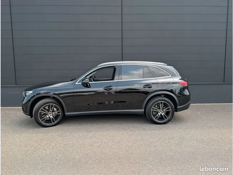 Mercedes-Benz Glc 2023 photo 2