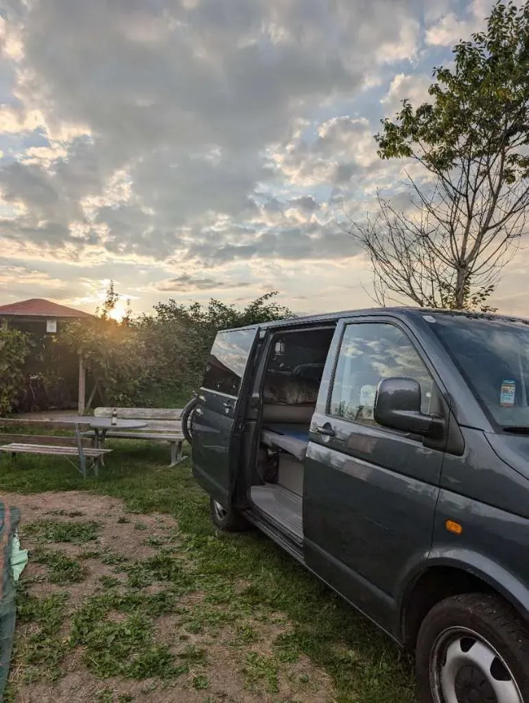 Volkswagen T5 2006 photo 3