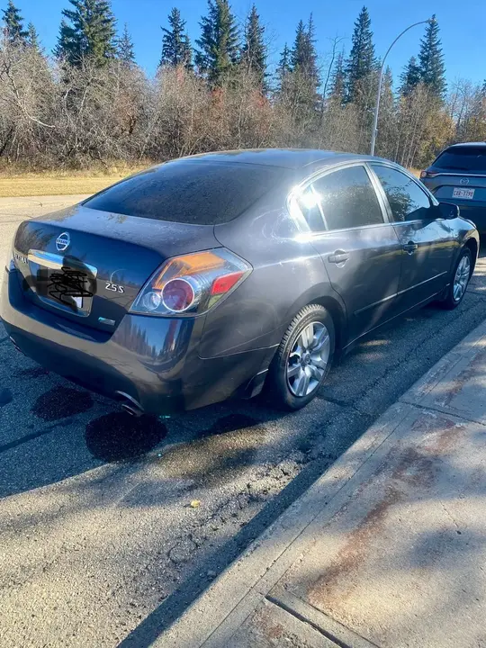 Nissan Altima 2012 photo 2
