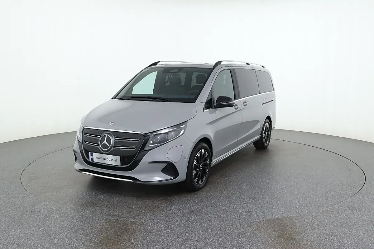 Mercedes-Benz Eqv 2025 photo 2