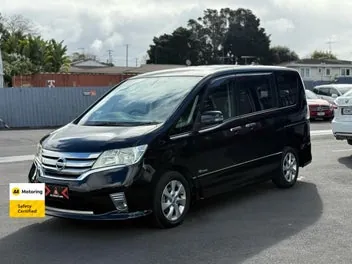 Nissan Serena 2013 photo 4