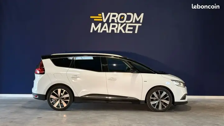 Renault Grand Scenic 2018 photo 2