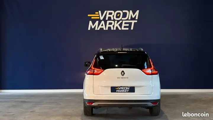 Renault Grand Scenic 2018 photo 4