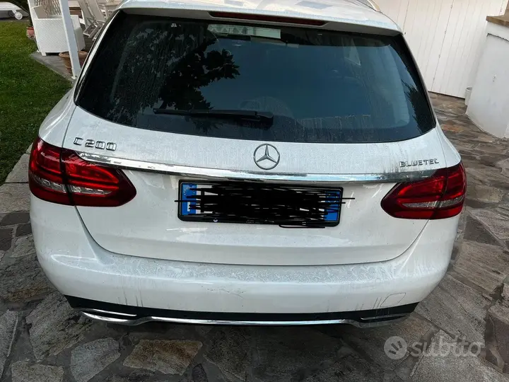 Mercedes-Benz C200 2015 photo 3