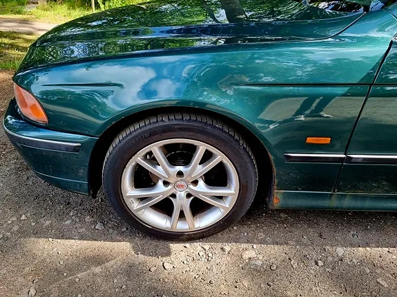 BMW 523I 1999 photo 3