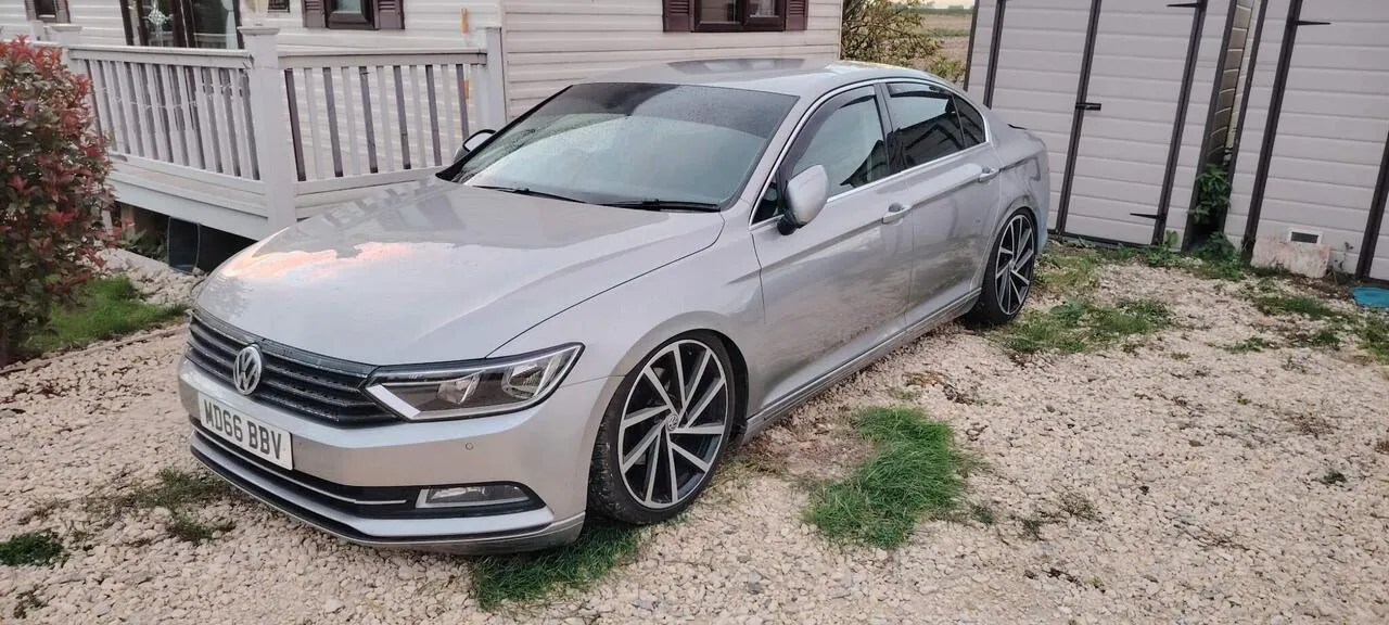 Volkswagen Passat 2017 photo 2