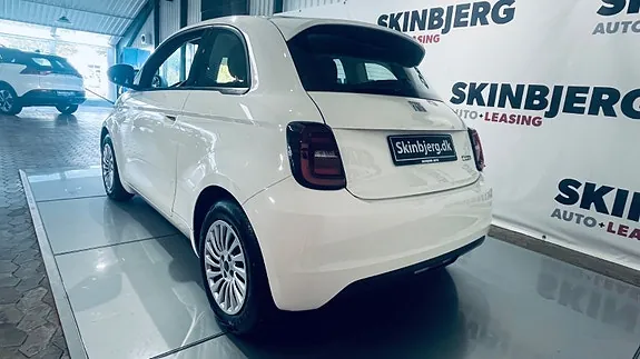 Fiat 500E 2023 photo 3