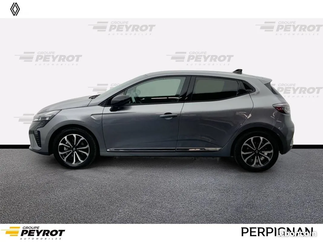 Renault Clio 2025 photo 2